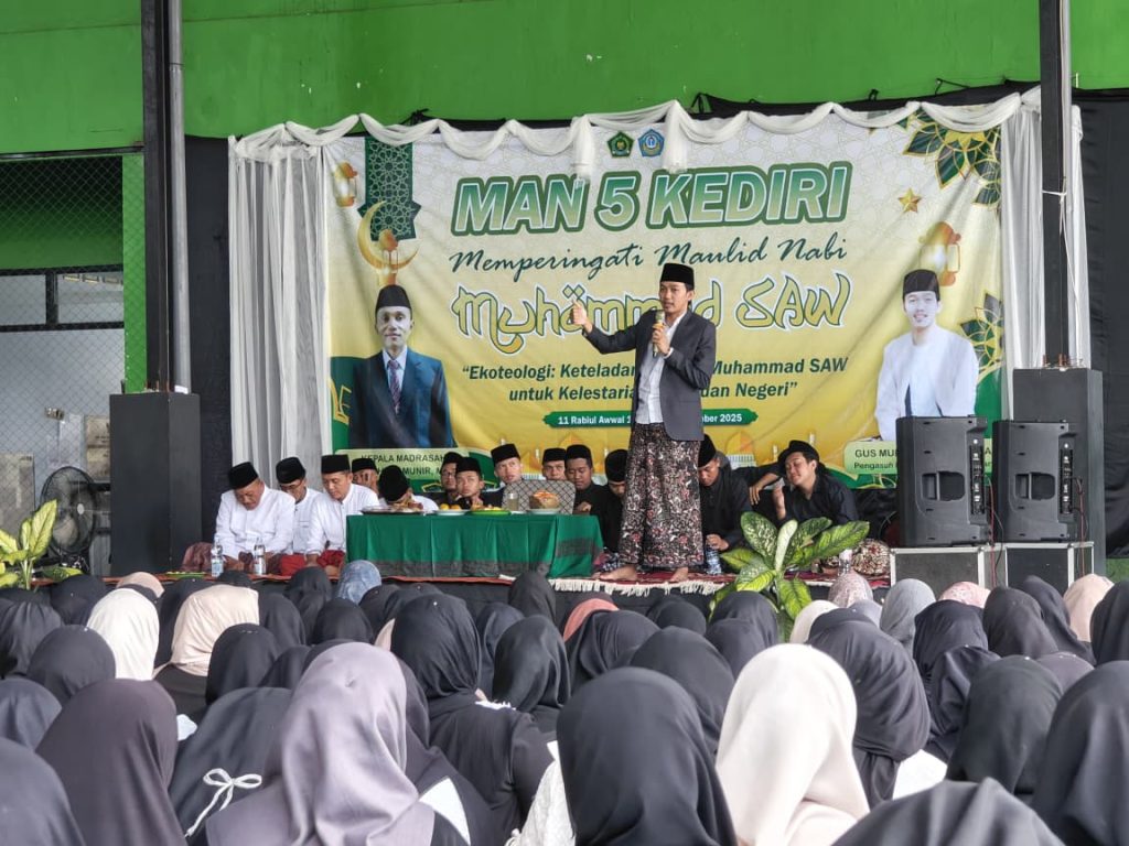Peringatan Maulid Nabi Muhammad SAW di MAN 5 Kediri Angkat Tema Ekoteologi Keteladanan Nabi untuk Kelestarian Bumi dan Negeri