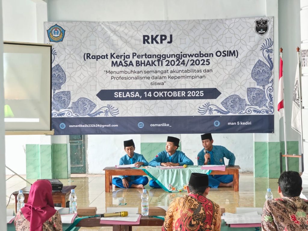 Rapat Kerja Pertanggungjawaban OSIM Periode 2024/2025 Rapat Kerja Pertanggungjawaban OSIM Periode 2024/2025