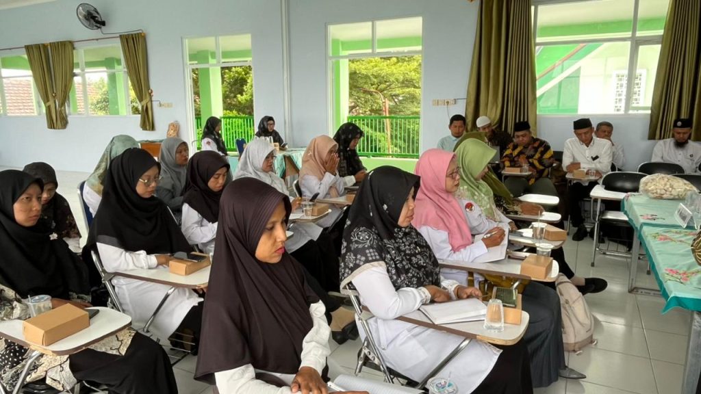 MAN 5 Kediri Jadi Tuan Rumah MGMP Bahasa dan BK Se-Kabupaten KediriKediri MAN 5 Kediri Jadi Tuan Rumah MGMP Bahasa dan BK Se-Kabupaten KediriKediri