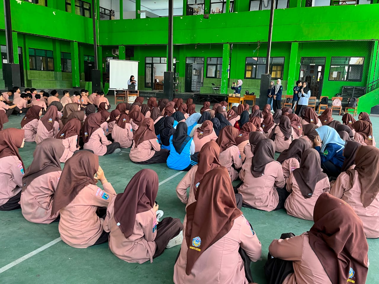 10_man5kediri