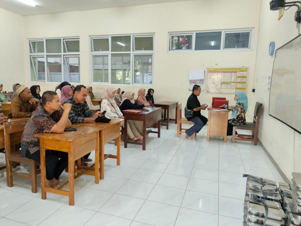 PEMBAGIAN RAPOR SEMESTER GENAP TAHUN AJARAN 2025/2026 PEMBAGIAN RAPOR SEMESTER GENAP TAHUN AJARAN 2025/2026