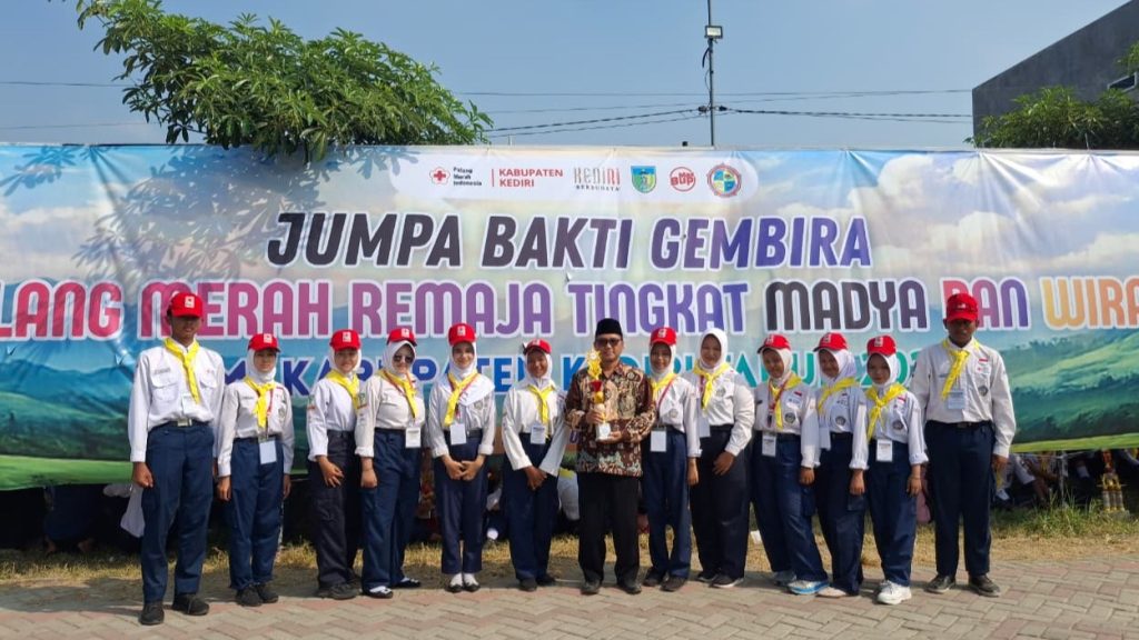 Tingkatkan Jiwa Kemanusiaan, PMR Wira MAN 5 Kediri Raih Peringkat 5 pada Jumbara 2026 di Pare Tingkatkan Jiwa Kemanusiaan, PMR Wira MAN 5 Kediri Raih Peringkat 5 pada Jumbara 2026 di Pare