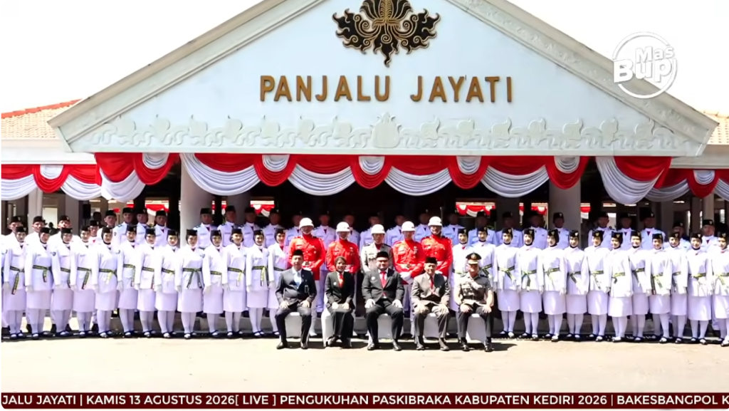 Bangga! Siswi MAN 5 Kediri Dikukuhkan sebagai Paskibraka Kabupaten Kediri 2026 Bangga! Siswi MAN 5 Kediri Dikukuhkan sebagai Paskibraka Kabupaten Kediri 2026