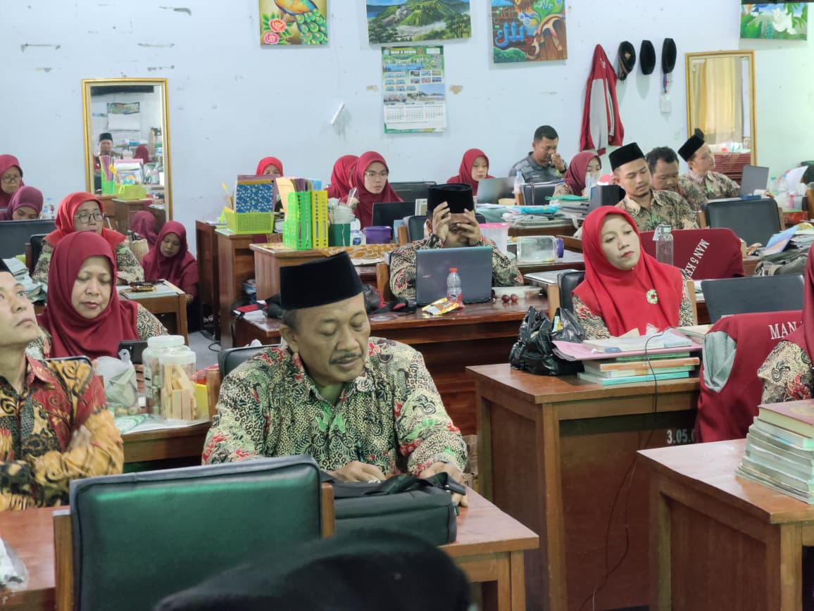 4_man5kediri