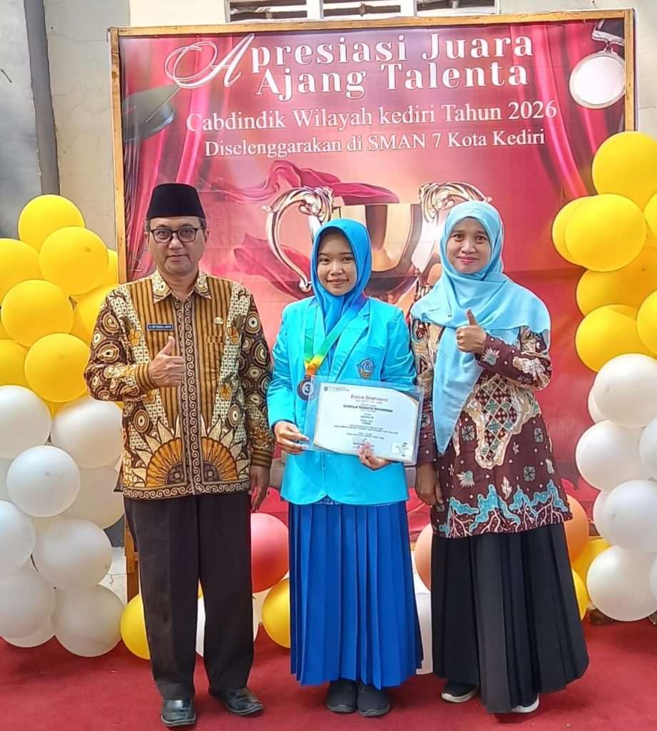 Ukir Prestasi di Bidang Kimia, Siswi MAN 5 Kediri Raih Juara 3 OSN