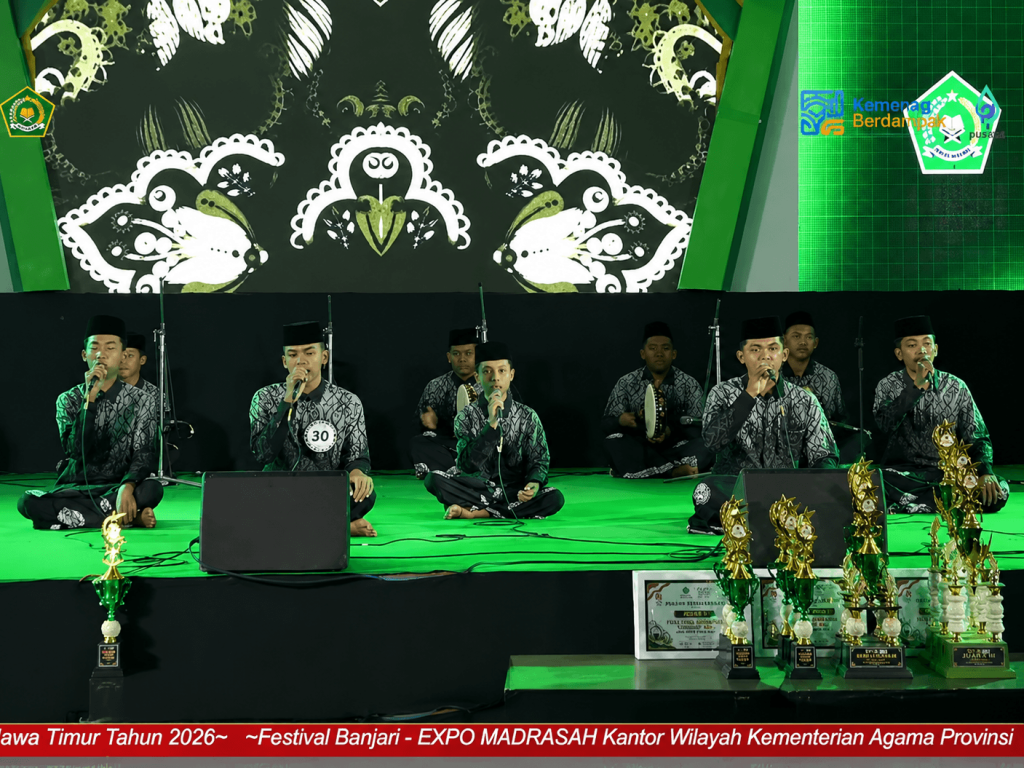 Grup Banjari Al Mubarok MAN 5 Kediri Wakili Kab Kediri di Festival Banjari Madrasah Aliyah Kanwil Jawa Timur 2026